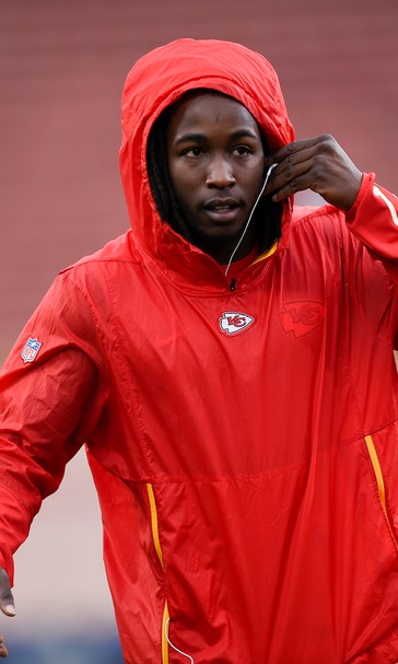 Browns sign running back Kareem Hunt, on NFL exempt list